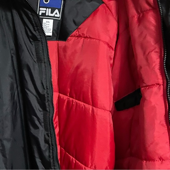 Vintage 90s FILA Winter Puffer Jacket. EUC - Picture 3 of 5